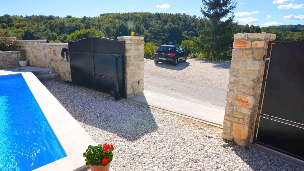 Villa Beram Exteriör bild